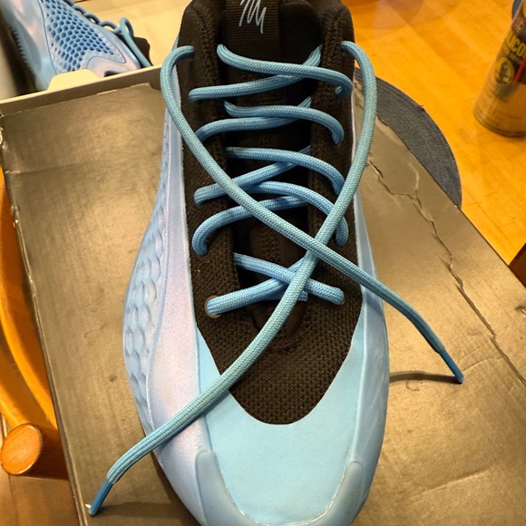 Adidas, Anthony Edwards AE 1 Low blue/black basketball shoes - Picture 5 of 12